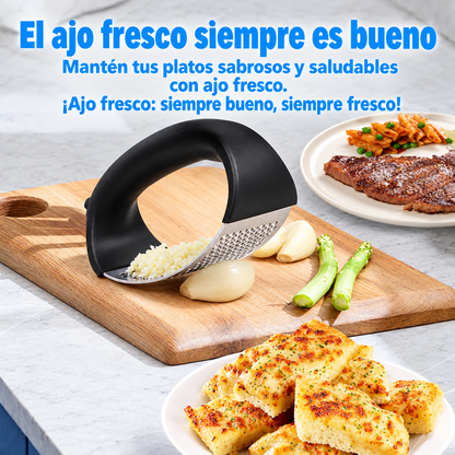Prensa de ajo con mecanismo basculante